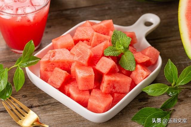 投资100元~500元的摆摊小生意有哪些-摆摊经-西瓜篇-占便宜思维-赚差价-阿灿学库
