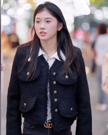 吴艳妮“霸王步”再现!网友直呼:太美了 吴艳妮“霸王步”再现!网友直呼:太美了