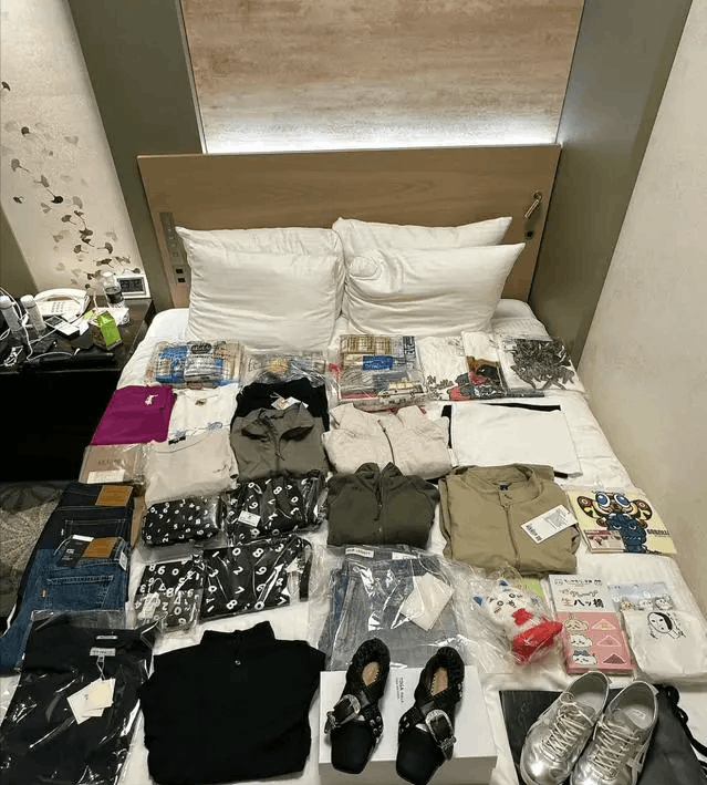 日本奢侈品白菜价 白菜变奢侈品100元,物价飞涨引发连锁反应,华人吃喝住行受冲击 日本奢侈品白菜价 白菜变奢侈品100元,物价飞涨引发连锁反应,华人吃喝住行受冲击